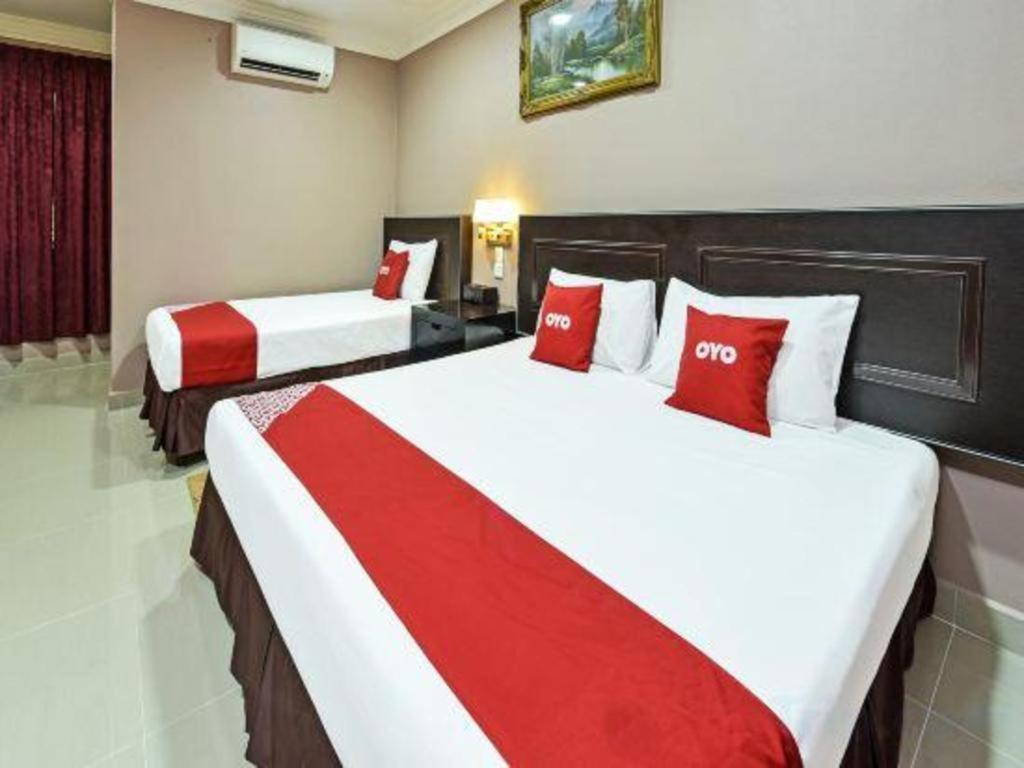 Oyo 90642 Twin Mutiara Chalet & Homestay Jeli Exterior foto